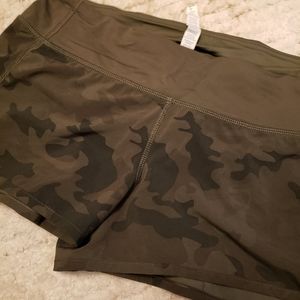 Run speed short 4 way Camo